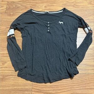 Victoria’s Secret PINK Henley Medium